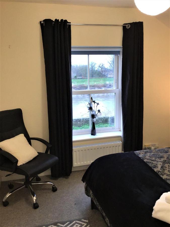 Riverbank Guest House Wiggenhall Saint Germans Dış mekan fotoğraf