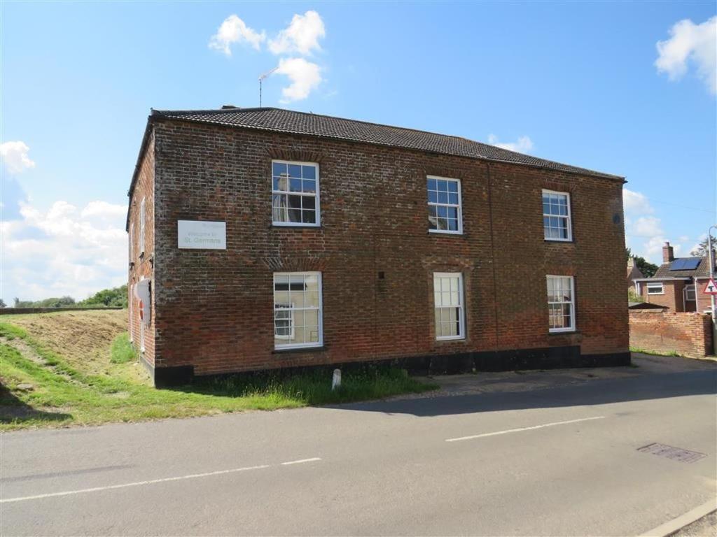Riverbank Guest House Wiggenhall Saint Germans Dış mekan fotoğraf